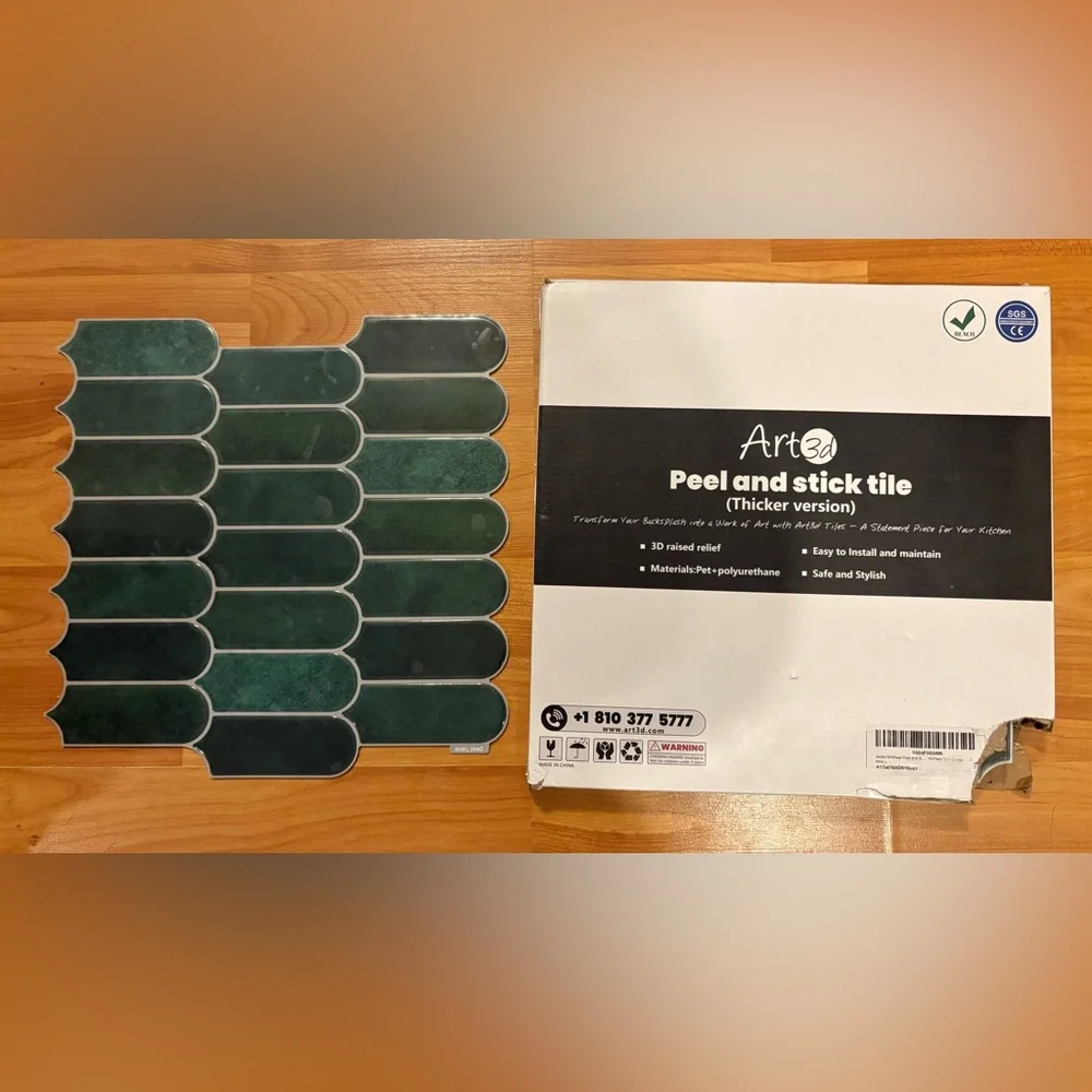 Green Peel and Stick Wall Tiles - 10 Pack